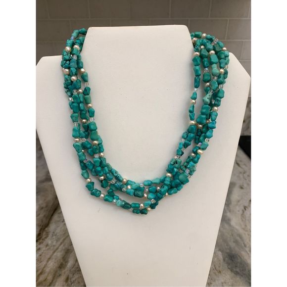 independent Jewelry - Turquoise Howlite and Pearl Necklace with Matching Bracelet #stunning #western